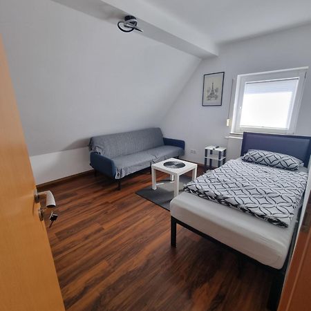 1-2 Personen Zimmer In Kassel Exterior foto